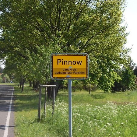 Ferienwohnung-In-Pinnow-Bei-Schwerin Pinnow  Extérieur photo